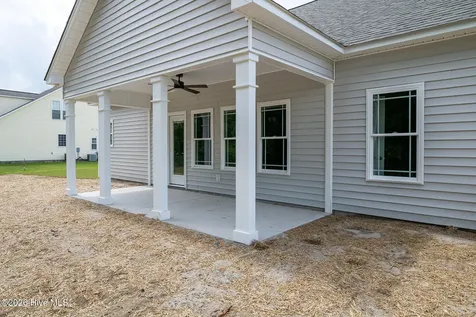 303 Ramonas Lake Court New Bern NC 28560