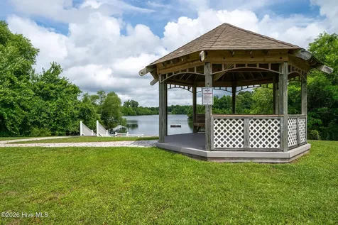 303 Ramonas Lake Court New Bern NC 28560
