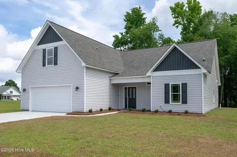 303 Ramonas Lake Court New Bern NC 28560