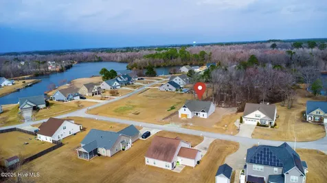 303 Ramonas Lake Court New Bern NC 28560