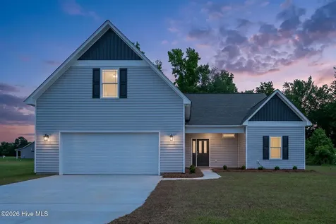 303 Ramonas Lake Court New Bern NC 28560