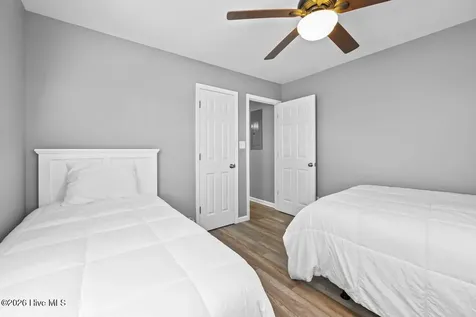 2005 Ocean Drive Emerald Isle NC 28594