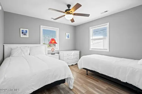 2005 Ocean Drive Emerald Isle NC 28594