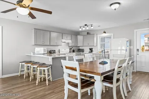 2005 Ocean Drive Emerald Isle NC 28594