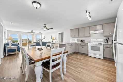 2005 Ocean Drive Emerald Isle NC 28594