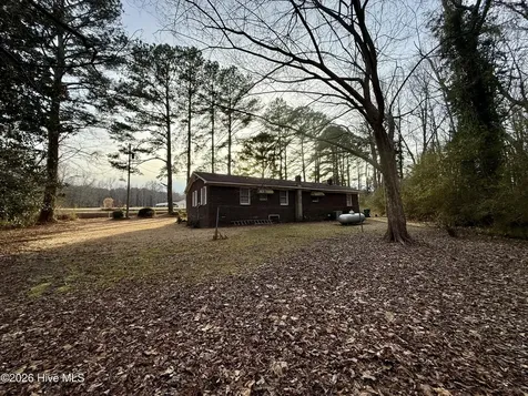1420 Lum Brown Road Williamston NC 27892