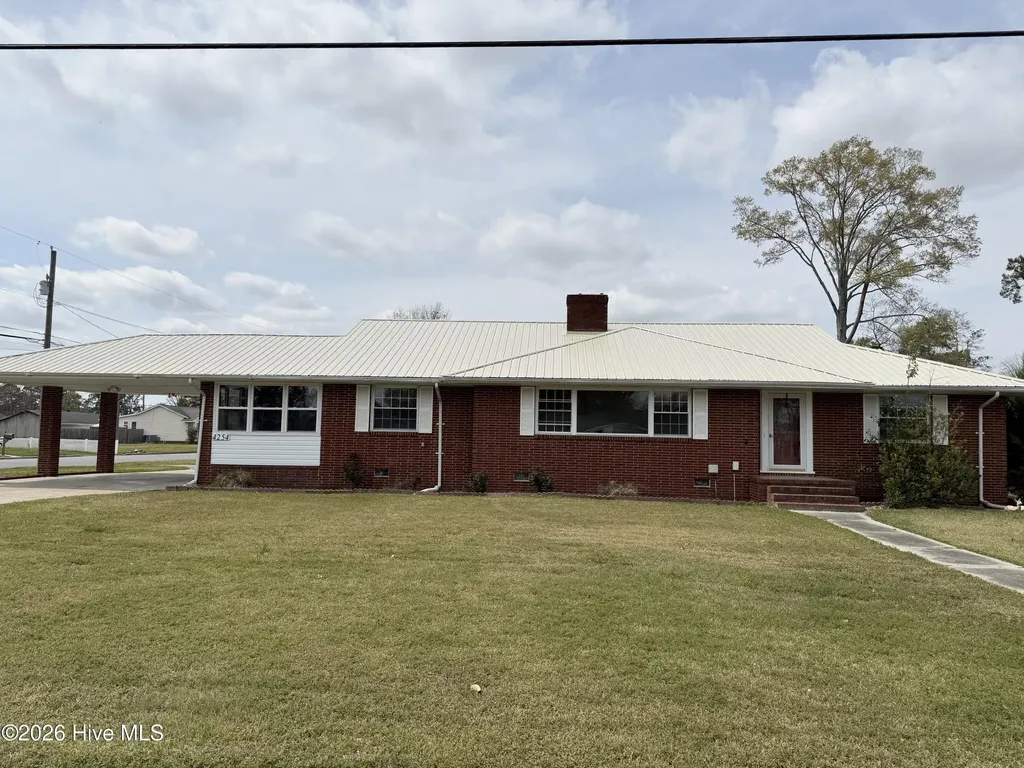 4254 Washington Street Ayden NC 28513