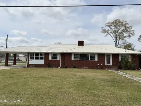 4254 Washington Street Ayden NC 28513