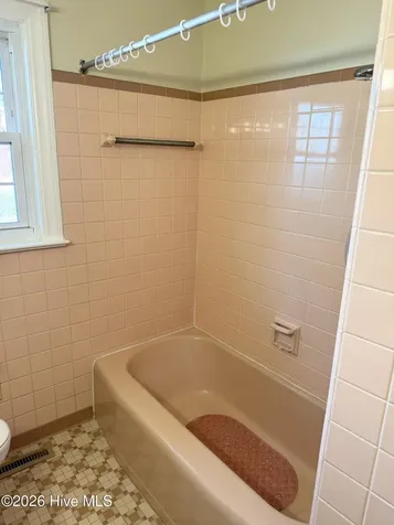 4254 Washington Street Ayden NC 28513