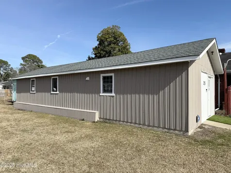 4254 Washington Street Ayden NC 28513