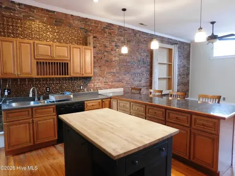 216 Middle Street New Bern NC 28560
