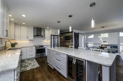 321 Riverside Drive New Bern NC 28560