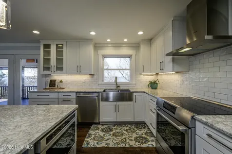 321 Riverside Drive New Bern NC 28560