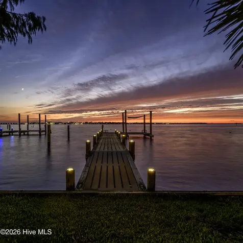 321 Riverside Drive New Bern NC 28560