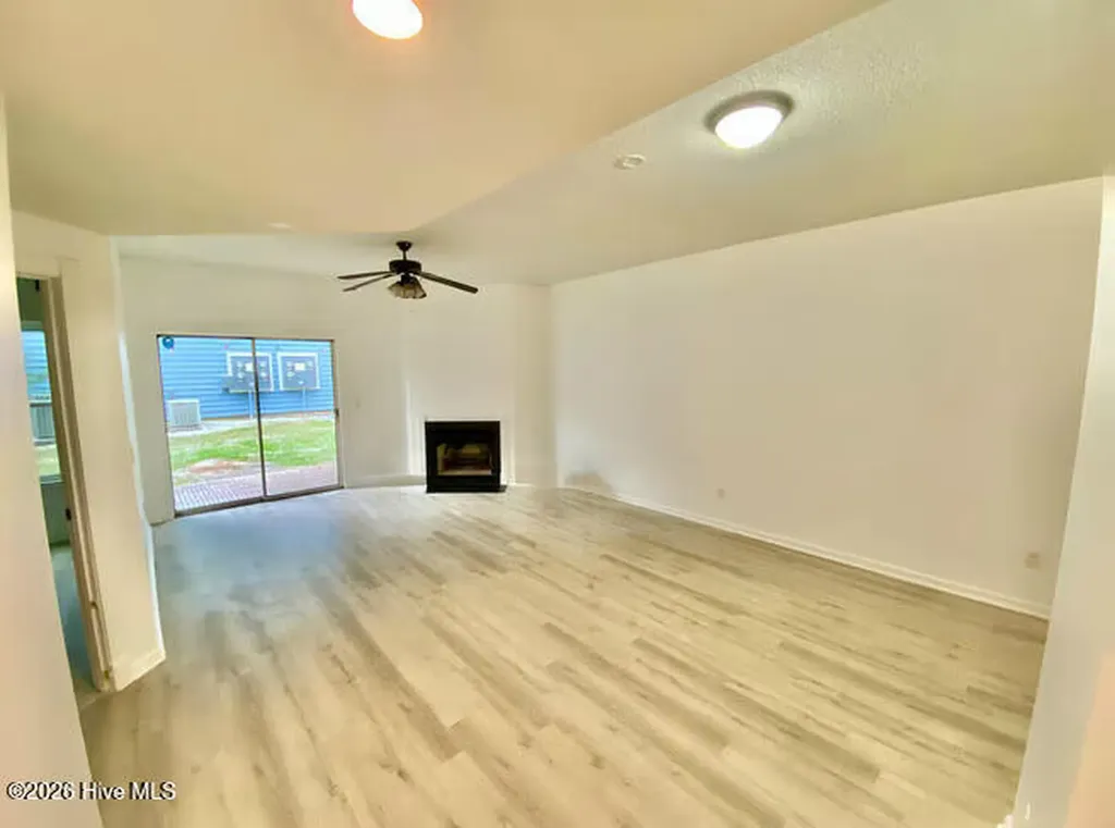 4240 Wilshire Boulevard Wilmington NC 28403