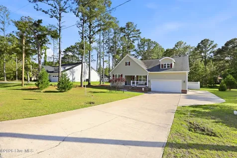 6110 Albatross Drive New Bern NC 28560
