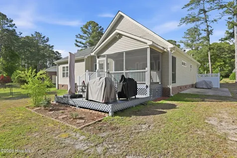 6110 Albatross Drive New Bern NC 28560