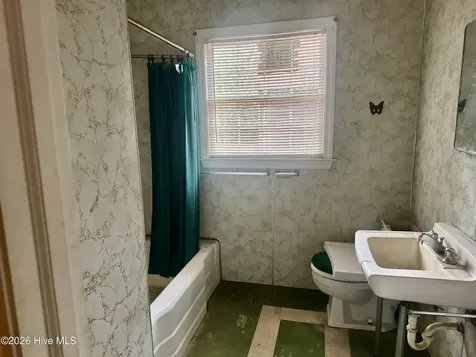 154 Sunset Park Road Bladenboro NC 28320