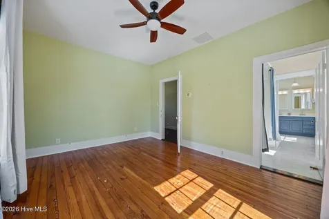 323 E 2nd Street Washington NC 27889