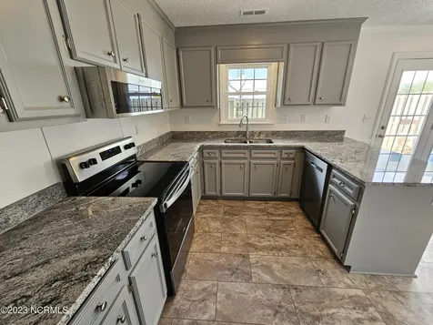 3811 Sterling Pointe Drive Winterville NC 28590