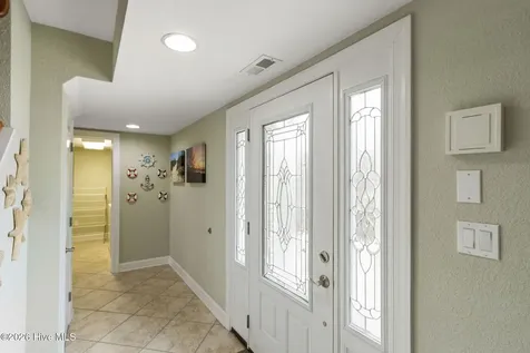 1274 Bear Foot Path Corolla NC 27927