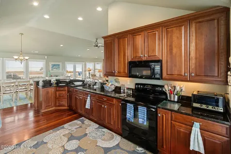 1274 Bear Foot Path Corolla NC 27927
