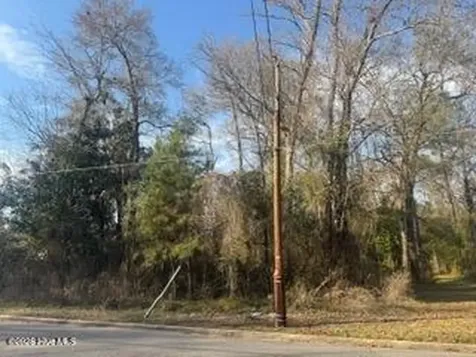 002224 E Near 217 E Clay Street Whiteville NC 28472