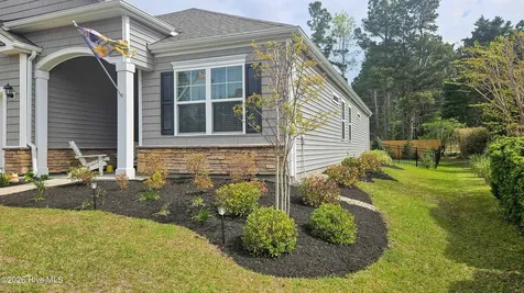 8711 Nottoway Avenue NW Calabash NC 28467