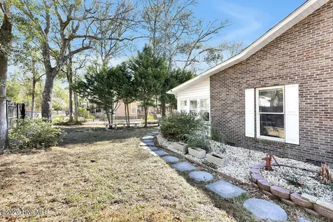 104 SE 16th Street Oak Island NC 28465