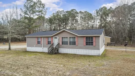 415 Country Acres Road Grifton NC 28530