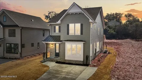 255 N Hale Street Southern Pines NC 28387