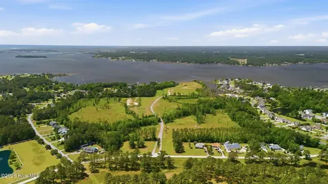246 Amphitheater Drive Swansboro NC 28584