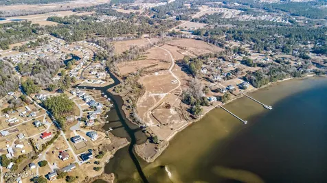 246 Amphitheater Drive Swansboro NC 28584