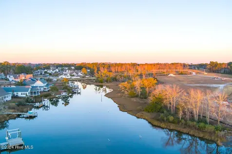 246 Amphitheater Drive Swansboro NC 28584