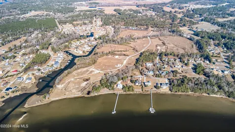 246 Amphitheater Drive Swansboro NC 28584
