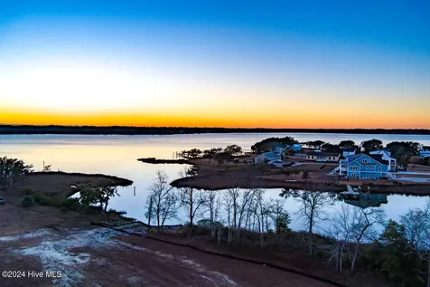 246 Amphitheater Drive Swansboro NC 28584