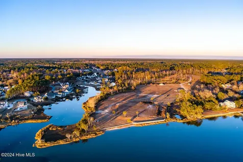 246 Amphitheater Drive Swansboro NC 28584