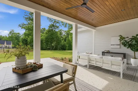 3713 Deerview Lane Castle Hayne NC 28429