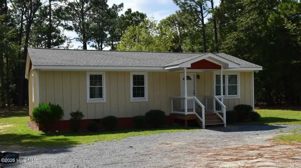 1660 W Pennsylvania Avenue Extension W Southern Pines NC 28387