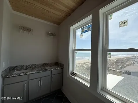 601 Ocean Drive Emerald Isle NC 28594