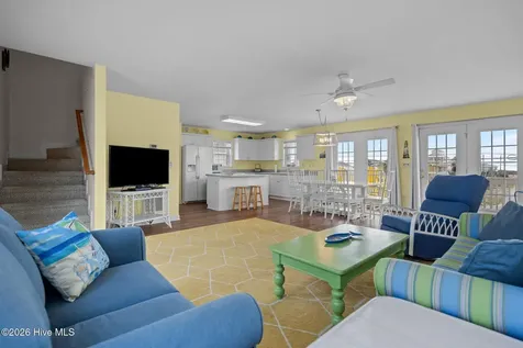 1301 N New River Drive Surf City NC 28445
