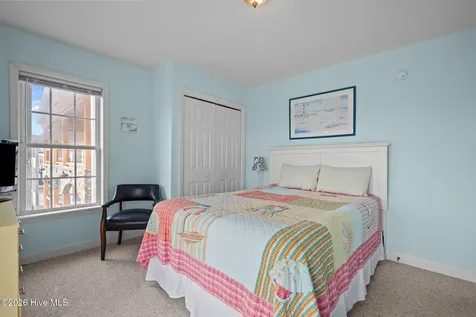 1301 N New River Drive Surf City NC 28445