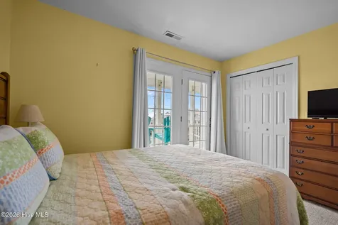 1301 N New River Drive Surf City NC 28445