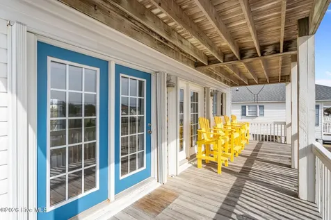 1301 N New River Drive Surf City NC 28445