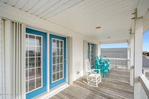1301 N New River Drive Surf City NC 28445