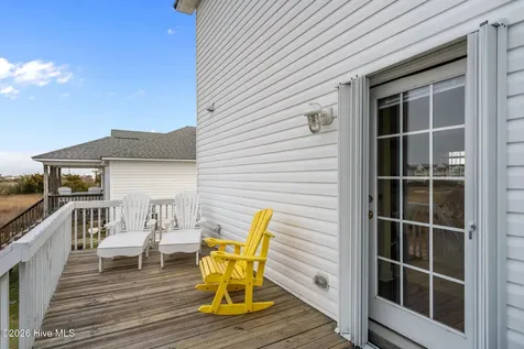 1301 N New River Drive Surf City NC 28445