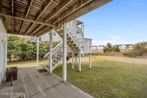 1301 N New River Drive Surf City NC 28445