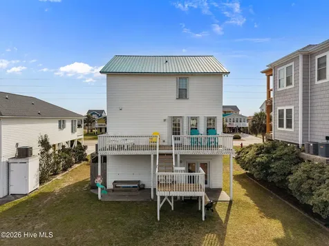 1301 N New River Drive Surf City NC 28445