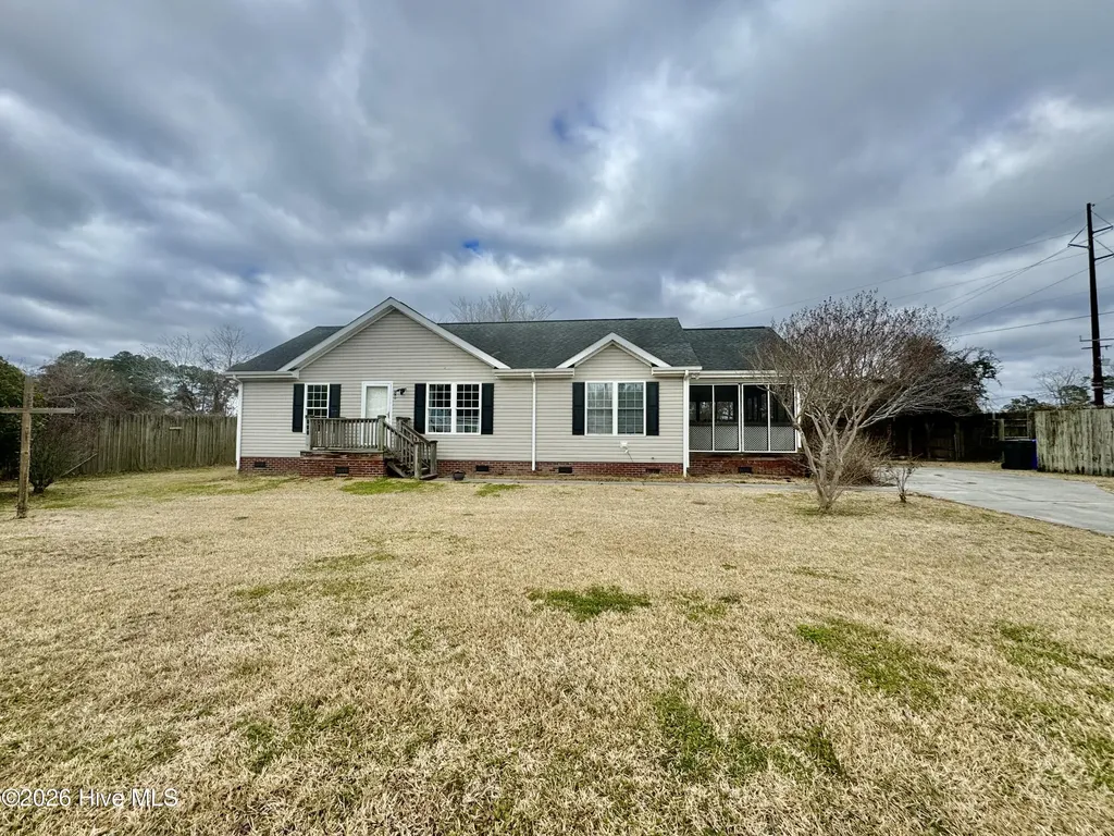 102 Earl Avenue Beaufort NC 28516