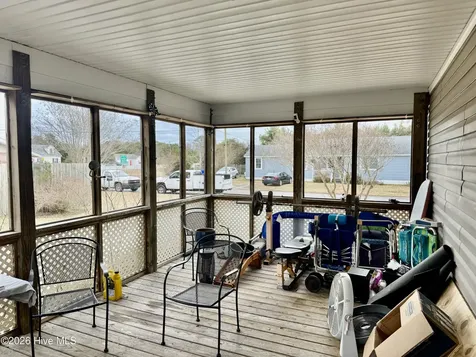 102 Earl Avenue Beaufort NC 28516